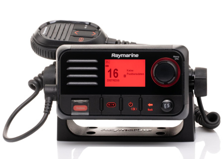 RAYMARINE Ray53 VHF Maritime Radio / integr. GPS receiver E70524 от прозводителя Raymarine