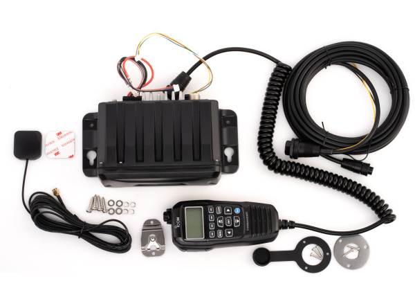 ICOM IC-M400BBE Black Box Marine Radio  / integr. GPS IC-M400BBE от прозводителя ICOM