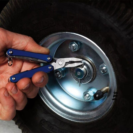 Мультитул LEATHERMAN Squirt PS4 831233 черный 831233 от прозводителя Leatherman