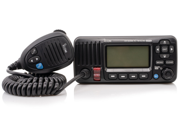 ICOM DSC and ATIS Radio System IC-M423GE / integr. GPS IC-M423GE от прозводителя ICOM